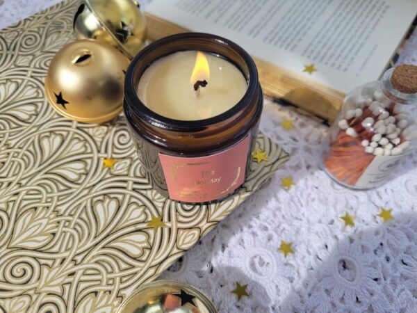 The Holiday candle. - Image 10