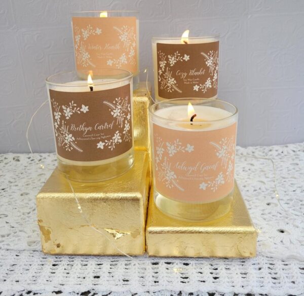 Winter Hearth candle - Image 2