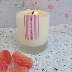 Rhiwbob a chwstard candle