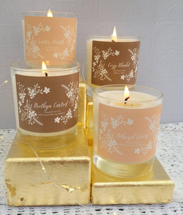 Winter Hearth candle - Image 4
