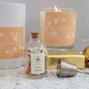 Aelwyd Gaeaf candle